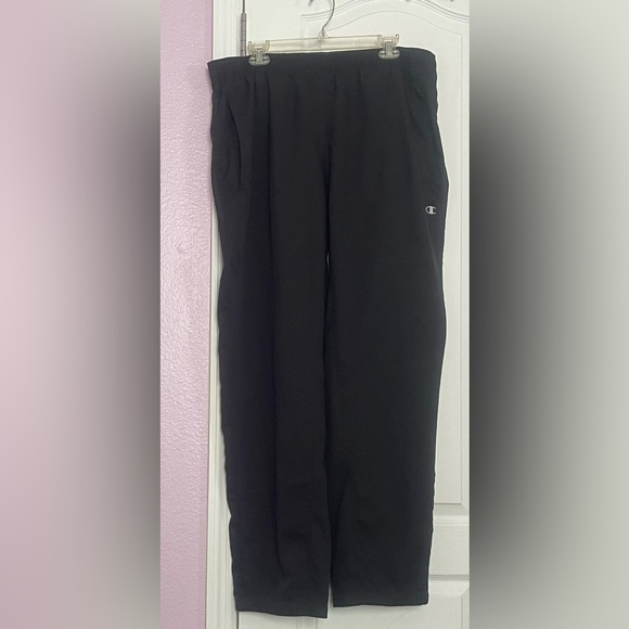 Champion Other - Champion Sweatpants XL Black
Lightweight
Excellent Condition